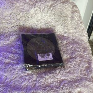 100 NWT paper covers of CDs never used just stored away black in color